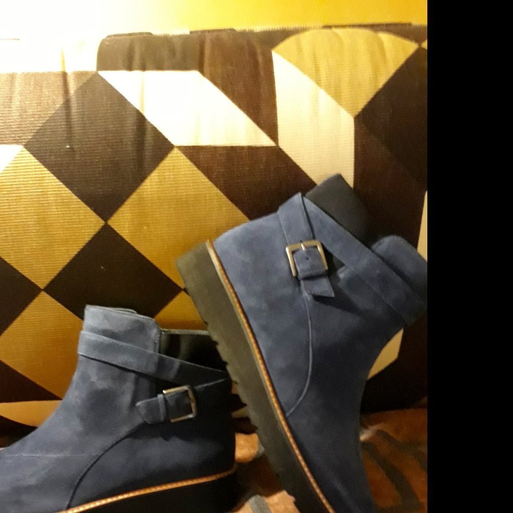 Women's Blue Suede Naturalizer Aster Boots 12 W